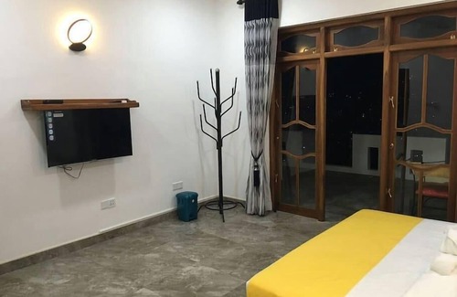 Primrose Bed & Breakfast | Kandyan Bluestar Villa