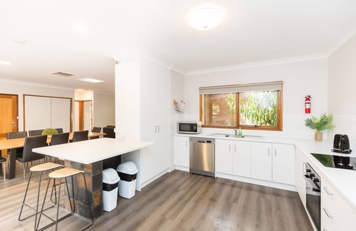 Halls Gap House | Kangaroo Guest House