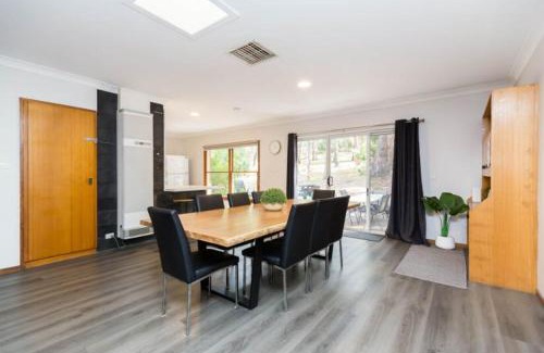 Halls Gap House | Kangaroo House