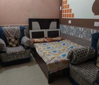 Mathura House | Kanha Dham Dharamshala
