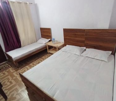 Guptkashi House | Kanhaiya Home Stay Guptkashi Kedarnath Road