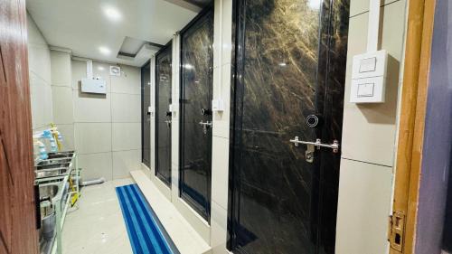 Kannur Hotel | Kannur dormitory 10 Hours