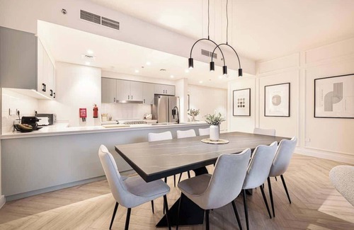 Trade Centre 1 Apartment | Kaori I | 4BR Stunning Burj & Full Fountain Views