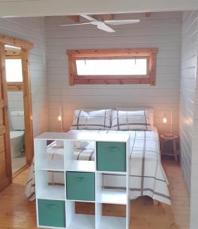 Horseshoe Bay House | Kapok Flower entire studio