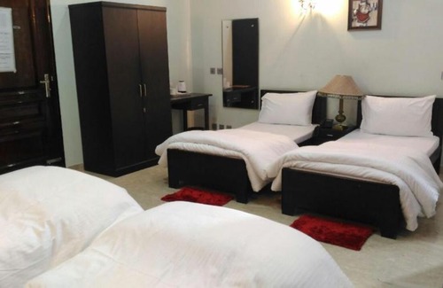 Greater Noida Hotel | Kapoor Residency