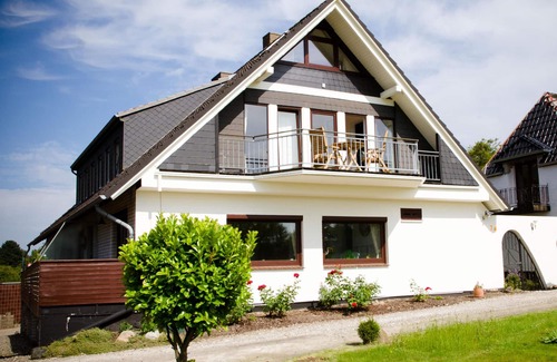 Ellenberg House | Kappelner Schleibrücke - central, balcony, terraced house, water view, parking space