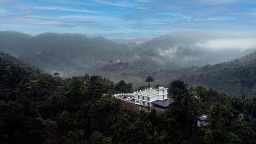 Devikolam Hotel | Karickanattu Nature Resort