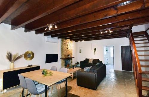 Agios Ioannis Peristeron House | Karmela's Cottage by CorfuEscapes