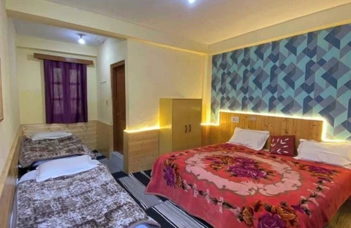 Kedarnath Hotel | Karnataka House