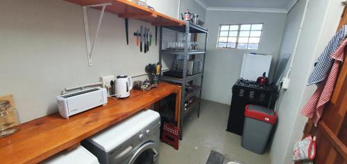 Oudtshoorn Apartment | Karoo Leeu Cottage