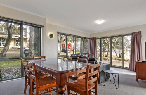 Bright Apartment | Karoondah 10 - Mt Hotham