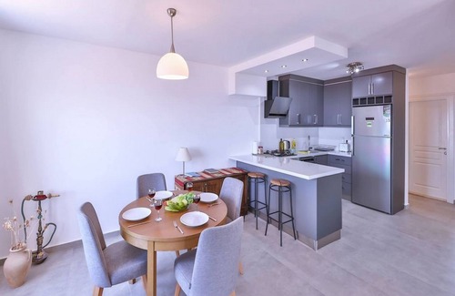 Kas Apartment | Kas town centre apartment with shared pool, Braeside Apart