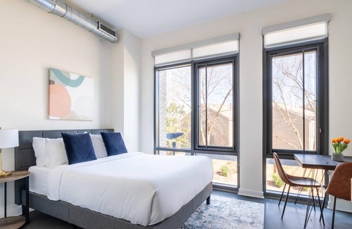Del Ray Apartment | Kasa | Cozy Studio + Amenity Access | Alexandria
