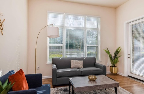 Durham Apartment | Kasa | Timeless Southern Charm, Family Friendly Space | Durham
