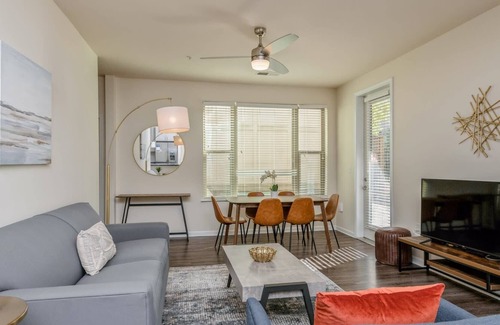 Durham Apartment | Kasa | Timeless Southern Charm, Family Friendly Space | Durham