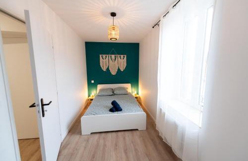 Saint-Chamond Apartment | KASA ZEN - Climatisation - Tout équipé - Stationnement gratuit