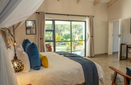 Victoria Falls Hotel | Kasambabezi Lodge