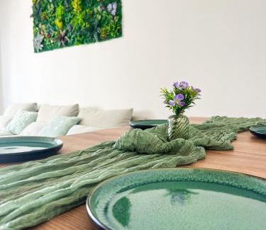 Mitte Apartment | Kassel Zentrum - 3 Zimmer - Balkon - Top Lage
