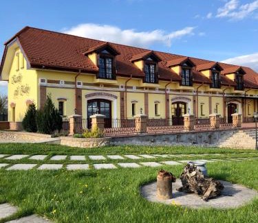 Haniska House | Kastély gróf Zichy