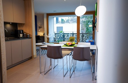 Sendling - Westpark Condo | Kat. 5 Two Rooms Superior Apartment