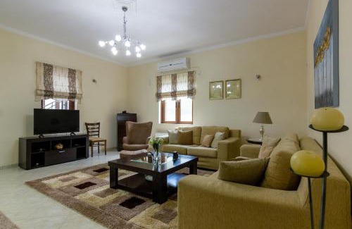 Leonidio Apartment | Katerina & Elia's Family House