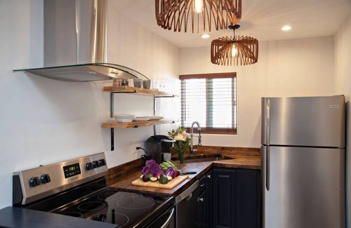 Townsite House | Kauai-Inspired California Beach Retreat, Unit 3