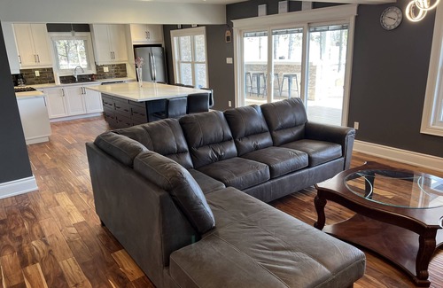 Victoria Road Cottage | Kawartha Lakes Waterfront Cottage With Hot Tub!