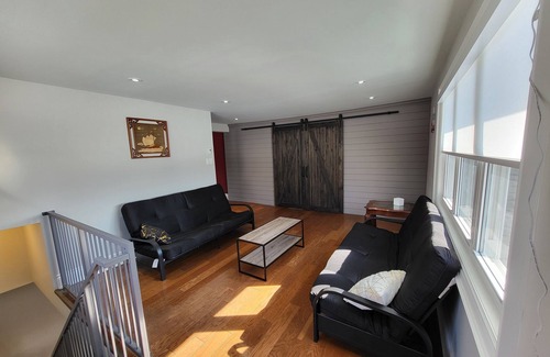 Victoria Road Cottage | Kawartha Lakes Waterfront Cottage With Hot Tub!