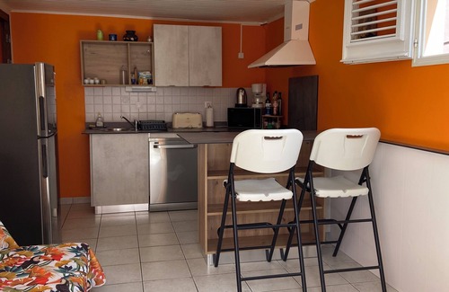 Trois-Rivieres Apartment | Kay Margo T3 with swimming pool