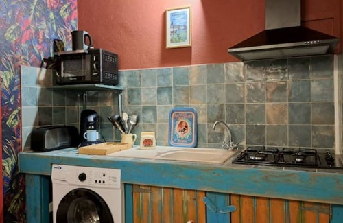 Bas Vent House | ❤️ KAZ CARAIBE, Beach on foot, View of the river- private POOL- WI-FI + NETFLIX