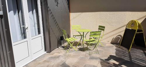 Montvert-les Bas Apartment | Kaz papaye