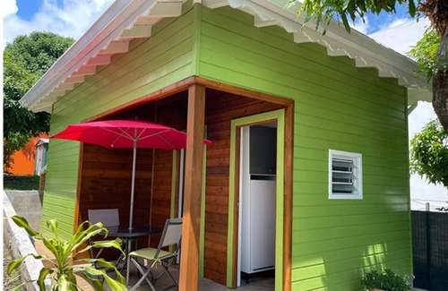 Basse-Terre House | Kazamango