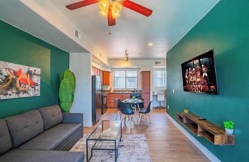 Glendale Sports and Entertainment District Apartment | KB - Zone Westgate