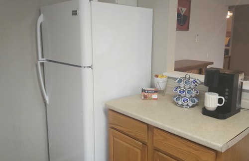 Roseburg House | ~Keasington House, a Mid Century Gem in Hucrest. 2bdrm, 2bath