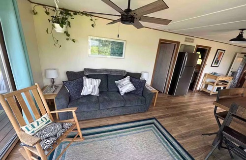 South Hero Cottage | Keeler Bay Lakefront 2BR Cottage -Catamount-