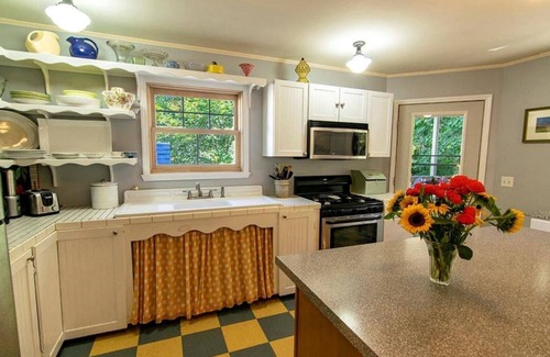 Keene Valley House | Keene Kottage 1890! Waterfront in the High Peaks!
