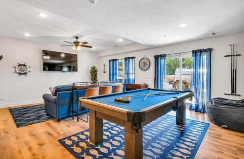 Branson House | Keepin' it Reel