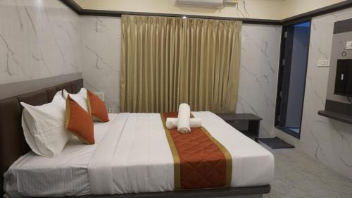 Bhadravati Hotel | Keerthana Residency