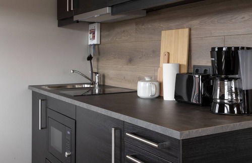 Innri-Njarthvik Apartment | Keflavik's Ray of sunshine Hafnargata