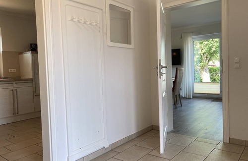 Kellenhusen House | Kellenhusen - Ferienhaus Ilse - Freistehende Doppelhaushälfte nur ca. 300 m vom Strand Entfernt!