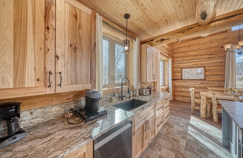 Salida Cabin | Kellerbeck Ranch- Private Mountain Biking/Hiking Trail!