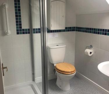 Fairford House | Kellsboro Corner