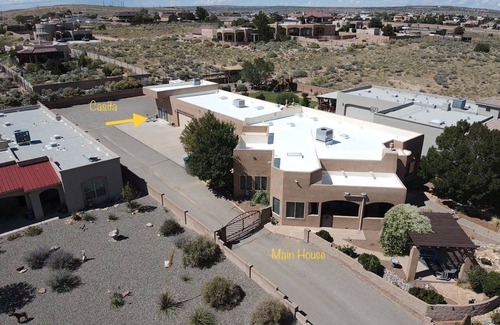 Ranchito Apartment | Kelly’s Casita with gated off road parking. Private, quiet, clean, comfortable.