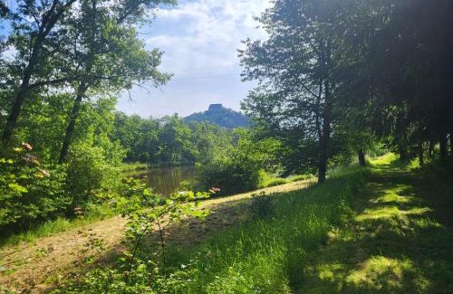 Tocnik Other | Kempování s výhledem na hrady