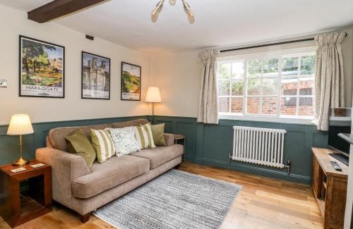Thirsk House | Kemps Yard Retreat