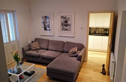 Vassall Apartment | Kennington Oval 2-Bed Apartment in London