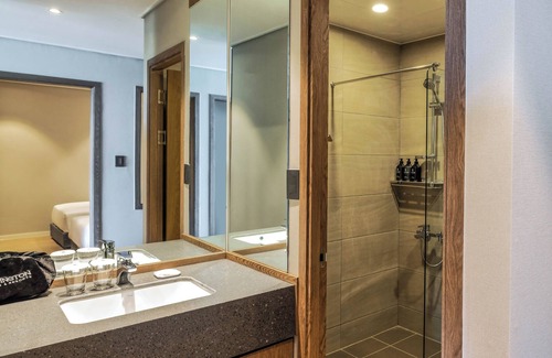Gangjeong-dong Hotel | Kensington Resort Seogwipo
