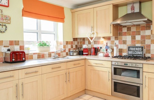 New Romney House | Kent Beachhouse ★ Stunning Seaviews ★ Jacuzzi Bath