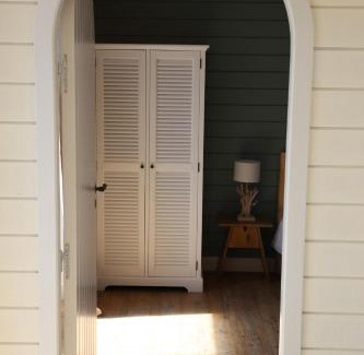 Saint-Guenole House | Ker Karreg (La Maison du Rocher)