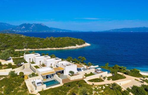 Meganisi Hotel | KEROMOUSSI SEASIDE BOUTIQUE HOTEL - Adult only